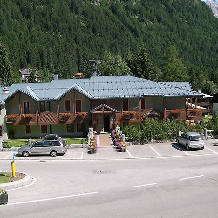 Residence Orsa Maggiore Madonna Εξωτερικό φωτογραφία