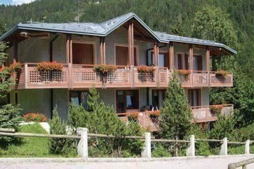 Residence Orsa Maggiore Madonna Εξωτερικό φωτογραφία