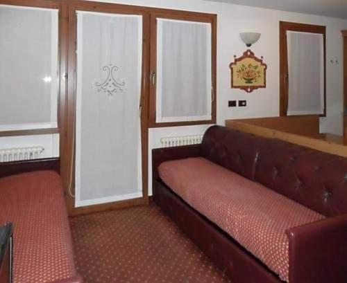 Residence Orsa Maggiore Madonna Εξωτερικό φωτογραφία